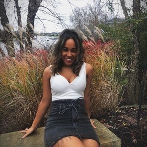 Meet your Posher, Carissa